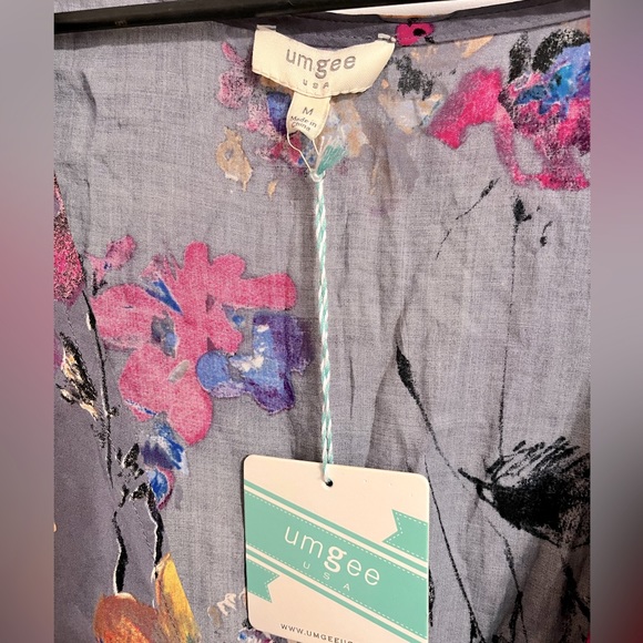 Umgee blouse medium NWT - Picture 4 of 4